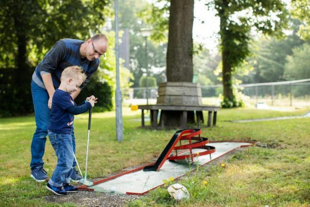 Chalet 14 Met Airco Familiecamping De Tien Heugten Schoonloo Drenthe Esterno foto