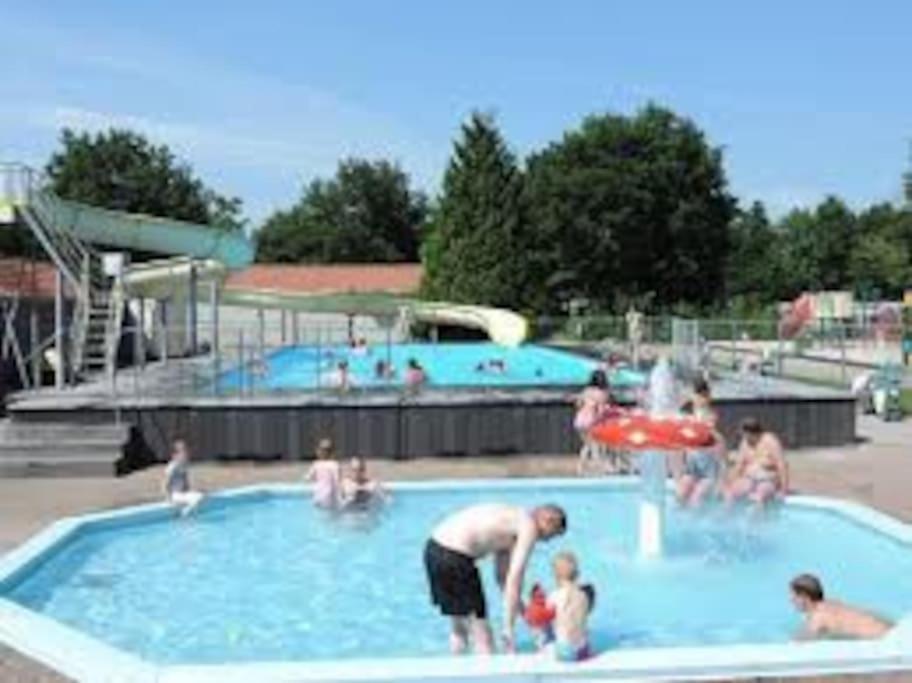 Chalet 14 Met Airco Familiecamping De Tien Heugten Schoonloo Drenthe Esterno foto